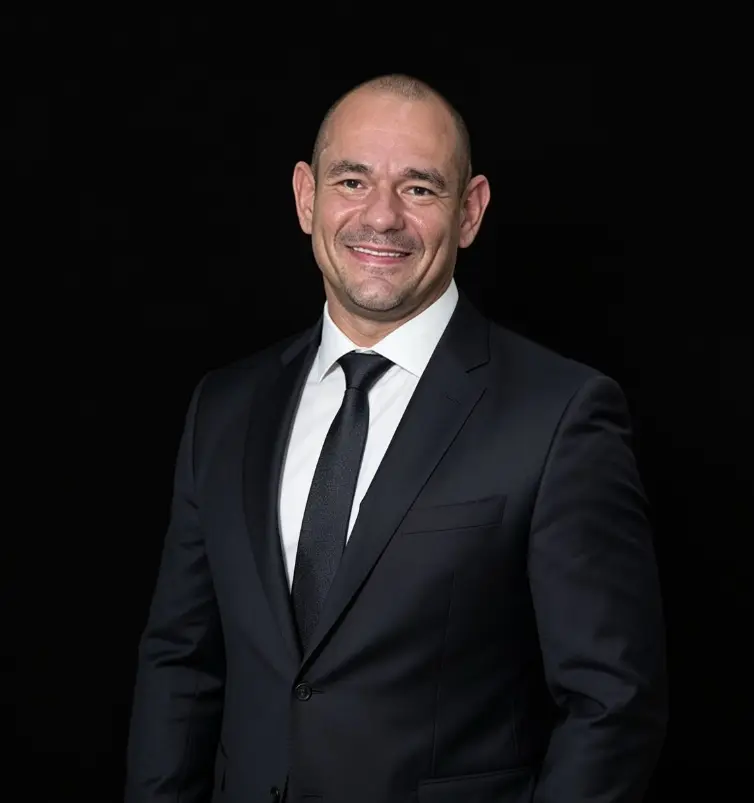 Willian Roberto Nicola Scarazzatti — advogado trabalhista